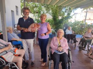 Acto de entrega al centro del Mayor de la Urta 2023