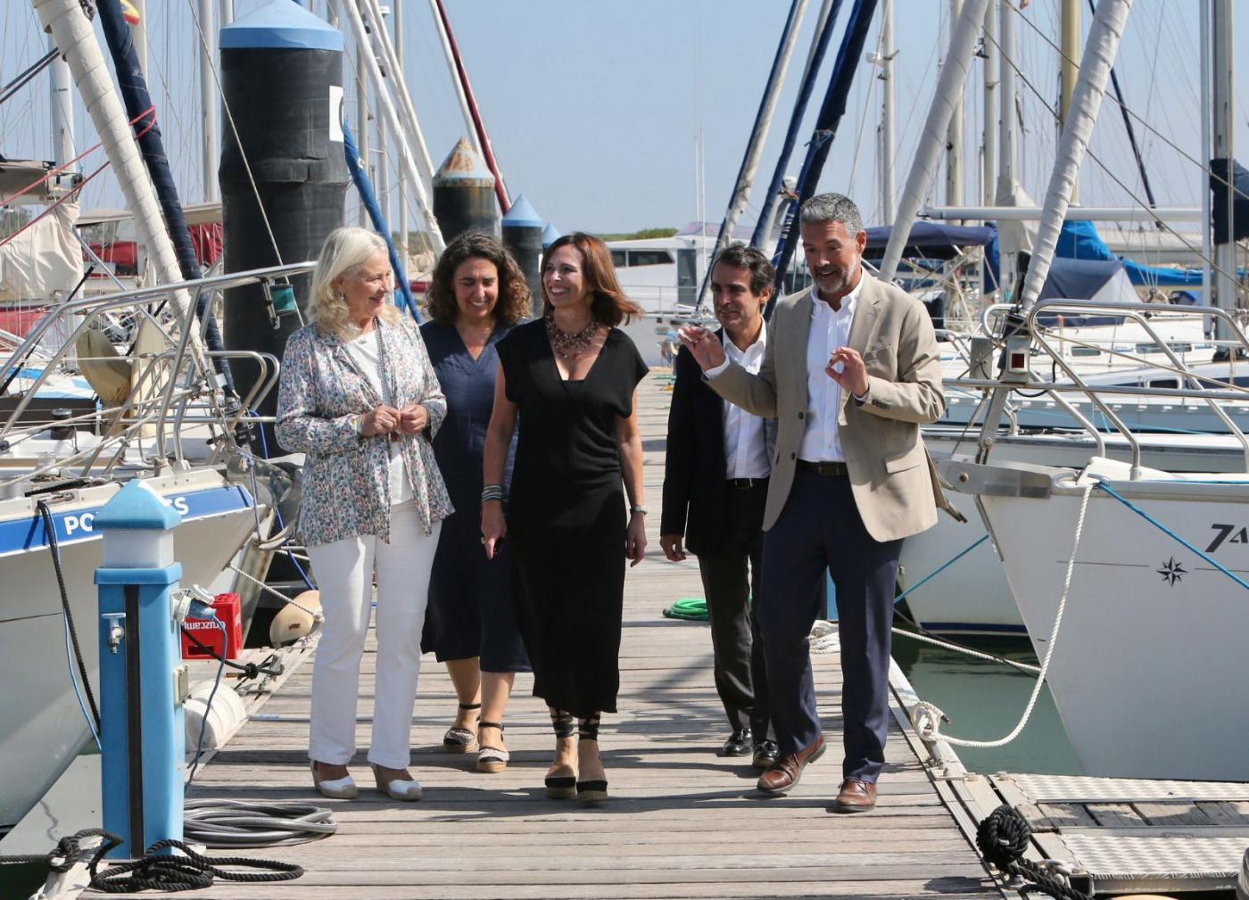 Llegó el día: Comienzan los trabajos de Dragados de la Bocana del Puerto de Rota