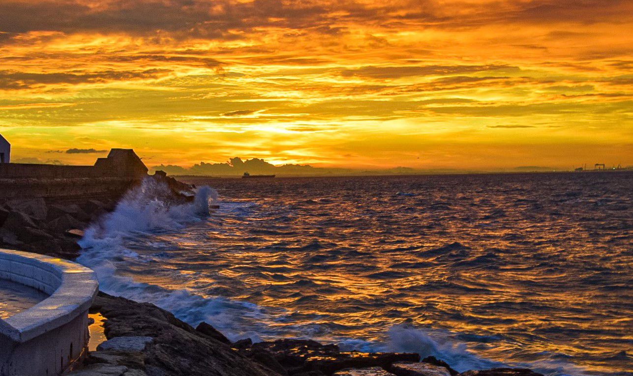La borrasca Francis llega al Puerto Deportivo de Rota